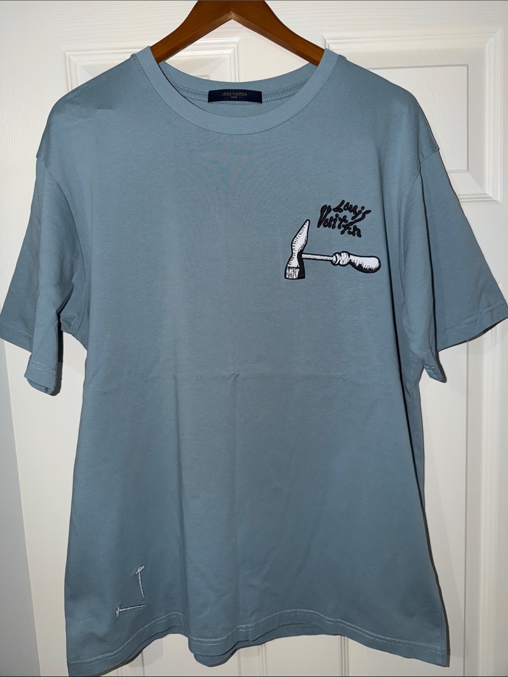 Louis Vuitton Men’s Short Sleeve T-Shirt
Size Large